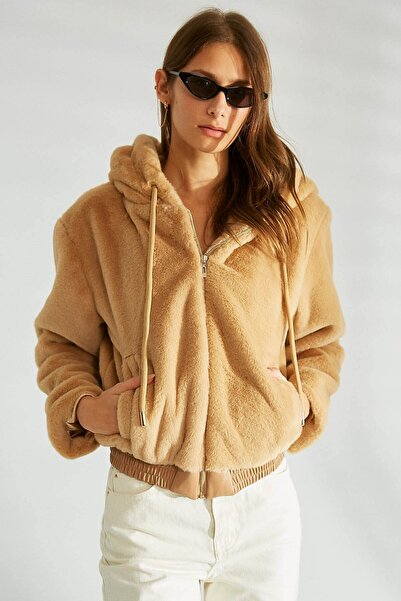 Robin Kapüşon Detaylı Peluş Mont Camel