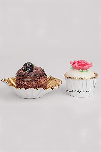 Trend Hediye Sepeti 25'li Beyaz Gold Cupcake Kalıbı Kek Kapsülü Muffin Kek Ka...