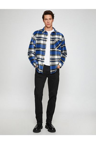 Koton Kariertes Holzfällerhemd mit Taschendetail und klassischem Kragen