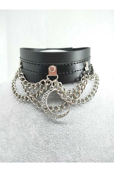 Fugusugu Arabesque Crescent Fall Gothic Choker