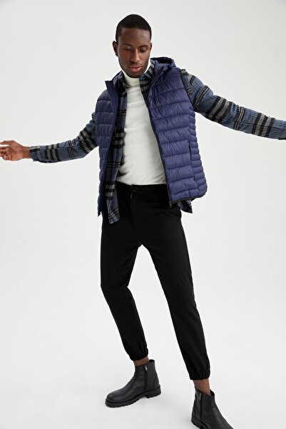 DeFacto Slim Fit Kapüşonlu Su İtici Hafif Şişme Yelek