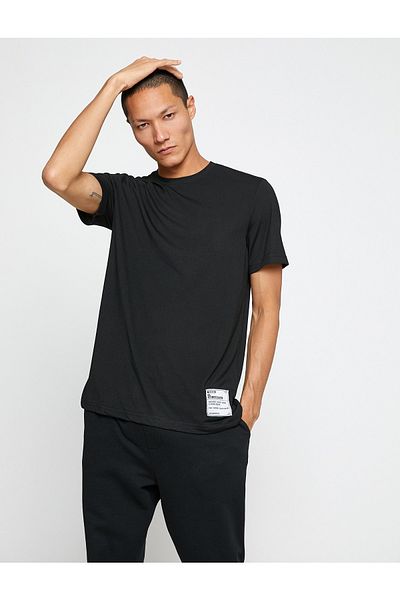 Koton Τυπωμένη ετικέτα βασικού T-Shirt Crew Neck