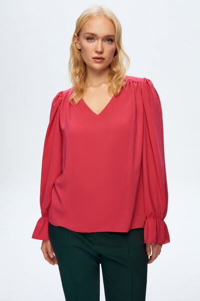 Love My Body Bluse mit V-Ausschnitt und Raffung