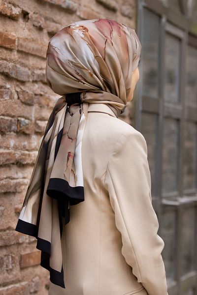 Vissona Γυναικείο σάλι πολυτελείας Medina Silk Beige - Tan