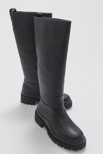 LuviShoes Жіночі черевики Fabula з чорної шкіри