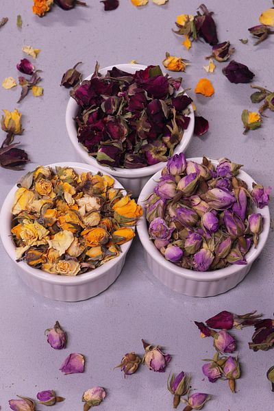 aktarix 3-Piece Bud Dried Rose Set 25 Pieces Er Gr (Pink, Yellow, Red) Total 75 Gr