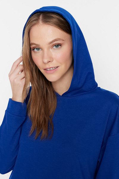 Trendyol Modest Tmavé námořnické pletené teplákové šaty s kapucí TCTAW22EB0142