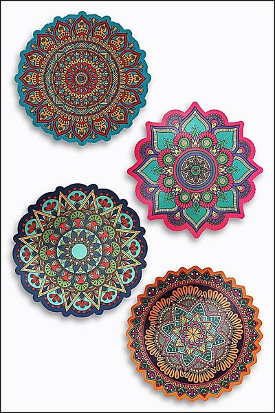 Pembelia Life Set of 4 Wooden Tile Patterned Trivets & Pot Coasters