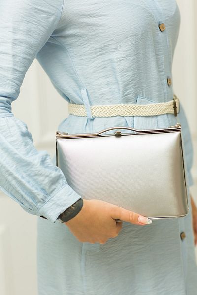 weem bag Сребърна чанта за съединител