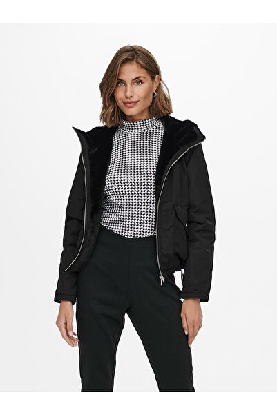 ONLY 15208777 Куртка Onldahlia Rev. Cs Otw Kadın Mont Чорна/з чорним хутром