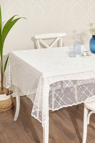 Sarah Anderson Blanket White Table