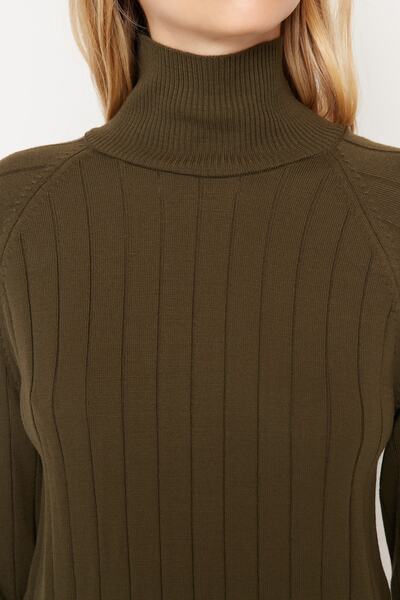 Trendyol Modest Barna garbós, bordás pulóver-nadrág kötöttáru szett TCTAW23US00002