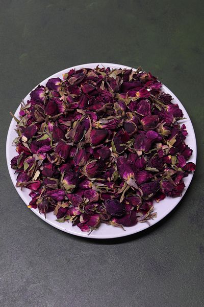 aktarix 250 Gr Red Bud Dried Rose