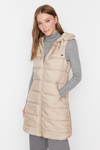 Trendyol Modest Dark Beige Hooded Puffer Vest with Pocket Detail TCTAW23YL00005