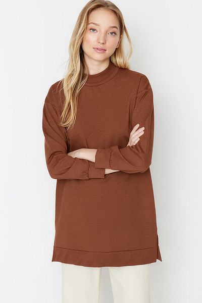 Trendyol Modest Základná pletená mikina s detailným rozparkom v stojačiku TCTAW22TW0196