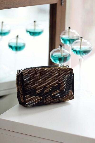 Moom Bag Geantă de umăr cu model de piatră de camuflaj auriu pentru femei