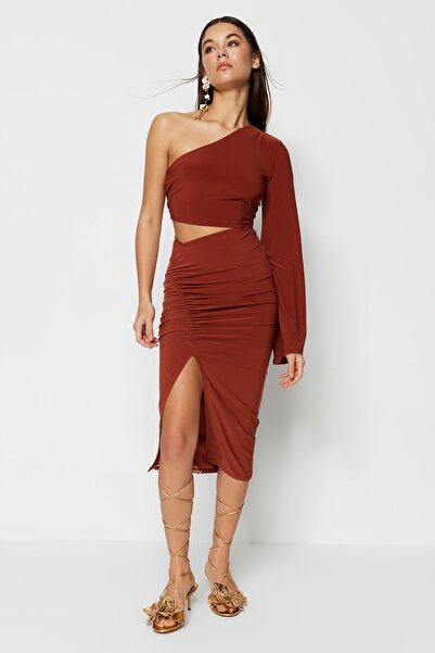 Trendyol Collection Πλεκτό παράθυρο με πλακάκια/λεπτομερές βραδινό φόρεμα TPRSS21EL0181