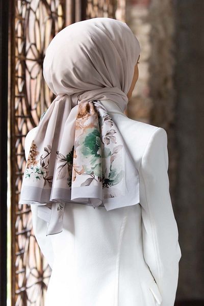 Vissona Γυναικείο σάλι πολυτελείας Medina Silk Beige-4