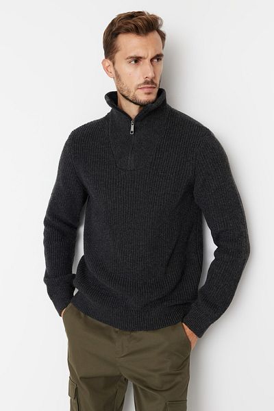 Trendyol Collection Anthrazitfarbener Rollkragenpullover aus Wolle mit normaler Passform und Reißverschluss TMNAW22KZ0347