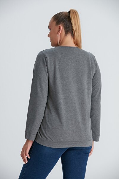 Genel Markalar Baskılı Nakış Detaylı Büyük Beden Sweatshirt