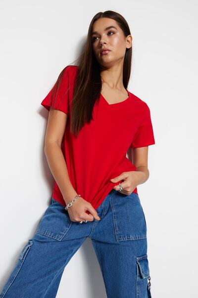 Trendyol Collection Κόκκινο 100% βαμβακερό Basic V-Neck Πλεκτό T-Shirt