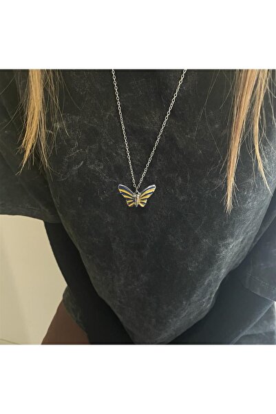 Touz قلادة بتصميم فراشة باللون الأصفر والأزرق الداكن من Niiss Boutique