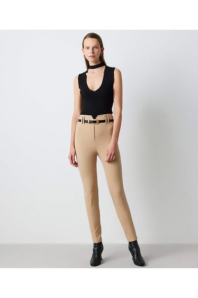 İpekyol Strickwaren-Schnitt-Cutout-Design