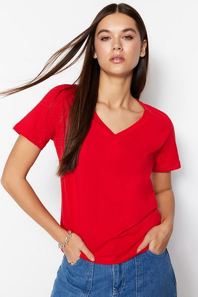 Trendyol Collection 100% pamut piros Basic V-nyakú póló TWOSS23TS00001