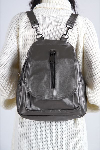 Solo Bag Geantă și rucsac din piele moale, argintie, spălată