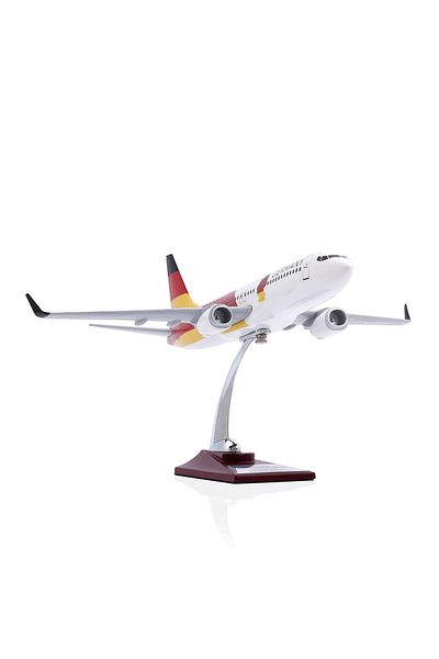 zekupp - Model Airplane - Boeing 737-800 1/100 - Germany Special Design Model Airplane