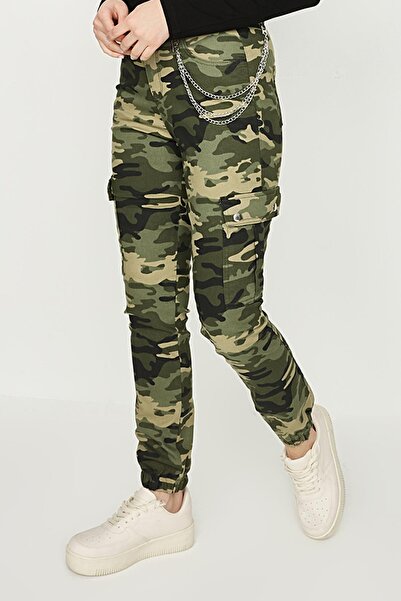 Select Moda Women's Khaki Camouflage Patterned Belted Cargo Pants