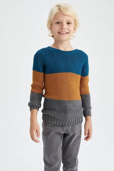 DeFacto Boy's Regular Fit Crew Neck Sweater