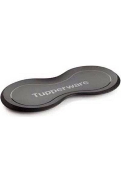 Tupperware Under Spoon - Comfortable Cut