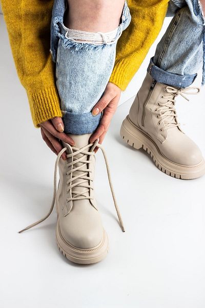Lal Shoes & Bags Cizme de damă Blisse cu talpă groasă-crem