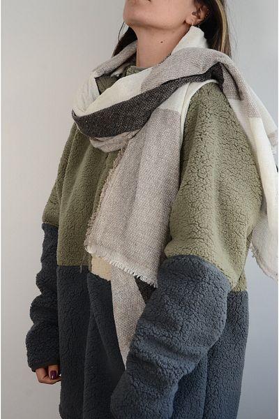 mottomia Valentine's Day Special Thick Textured Brown Unisex Shawl