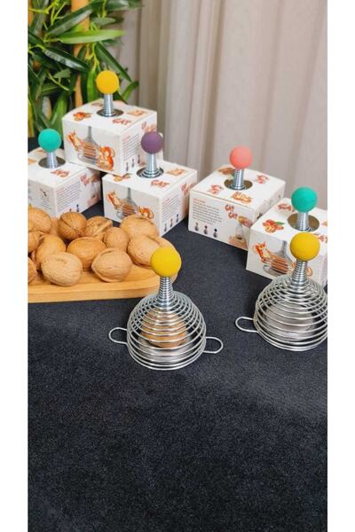 bazaragel Both Fun and Fun Walnut and Hazelnut Cracker