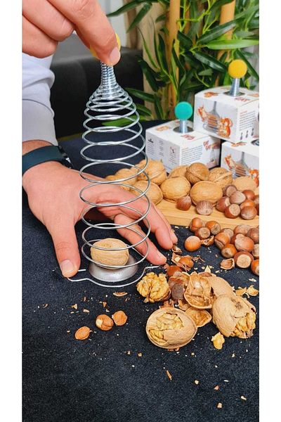 bazaragel Both Fun and Fun Walnut and Hazelnut Cracker