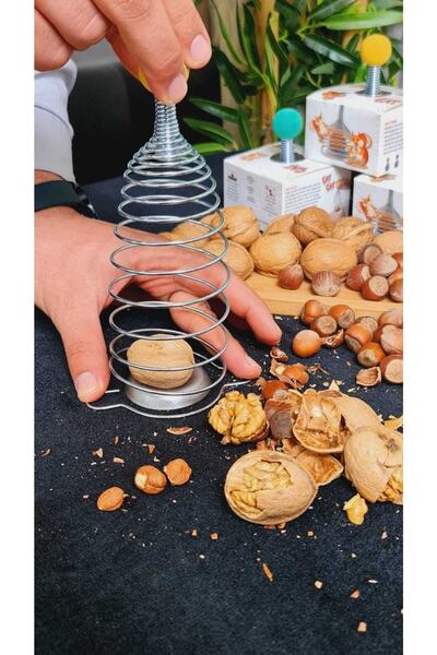 bazaragel Both Fun and Fun Walnut and Hazelnut Cracker