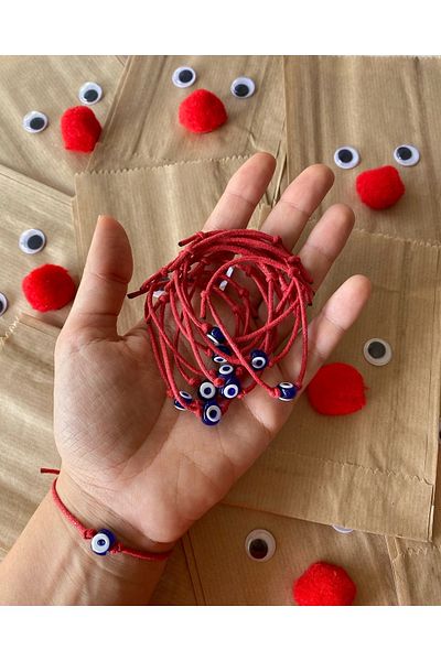 TAKI BY EKİN Set of 10 New Year's Gift Bracelets with Red String, Glass Evil Eye Beads and 10 Deer Gift Packages