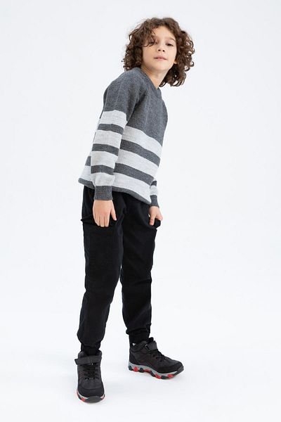 DeFacto Boy's Regular Fit Crew Neck Sweater