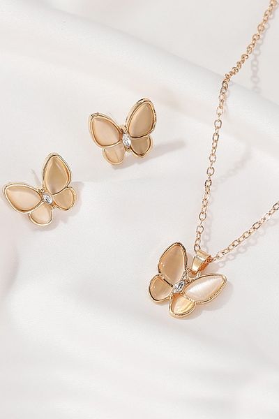 Chavin Stoned Butterfly Necklace and Earring Set Er94