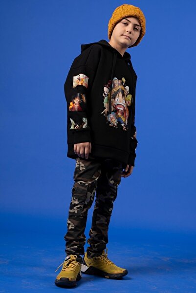 Puledro Унисекс панталон с камуфлажен шарен мотив