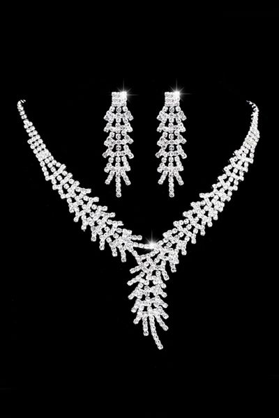 Chavin Eg89 نموذج حناء الزفاف والخطوبة - مجموعة قلادة وأقراط بتفاصيل حجر قطرة