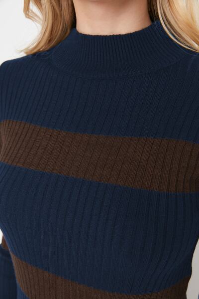 Trendyol Collection Kötöttáru csíkos sötétkék midi ruha - TWOAW23EL00226