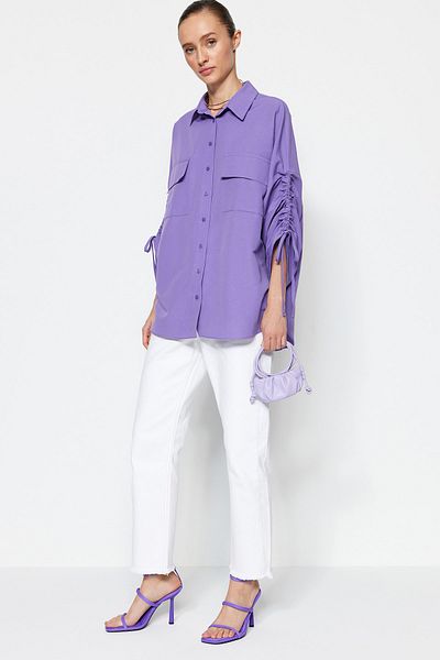 Trendyol Modest Lila Ärmel Verstellbarer Kordelzug Detailliert Gewebtes Baumwollhemd TCTSS23TG00011