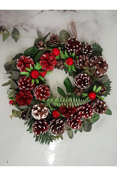 sfs elektrik Kozalak Kapı Süsü Kırmızı Ve Narlı Kar Efektli 30 - 35 Cm Civarı