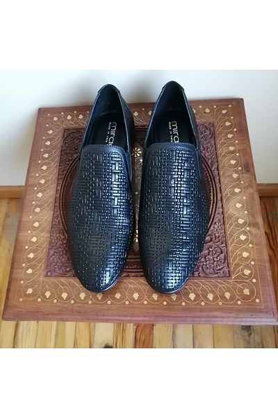 Mirage Unisex Genuine Leather Black Mesh Print Pattern Soft Stitched Leather Sole Loafer Shoes
