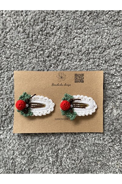 Nevdusha Design مشبك لؤلؤي محبوك يدويًا بطابع عيد الميلاد