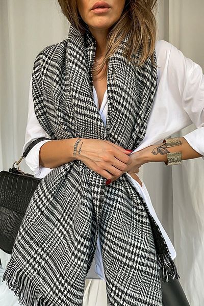 Makro Optik Double Sided Soft Textured Shawl Scarf