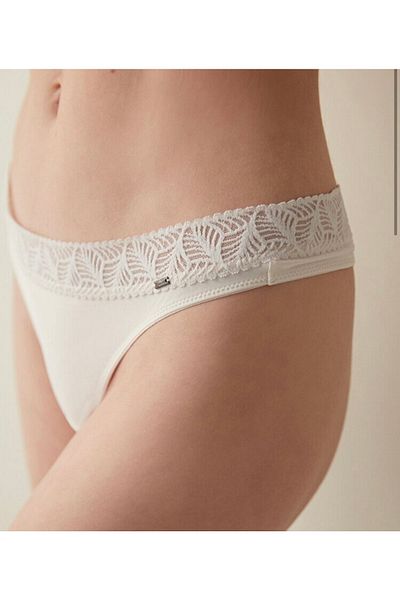 Penti Naia Thong - Confortabil și elegant